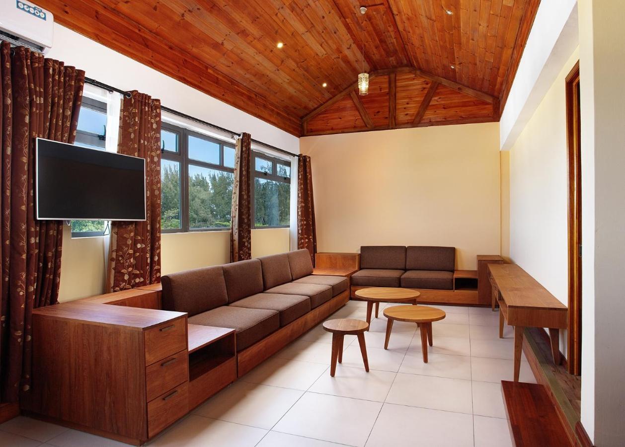 Residence Potosi Trou aux Biches Bagian luar foto